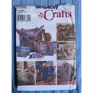 Simplicity 7098 quilted tote purse bag eyeglass case pattern